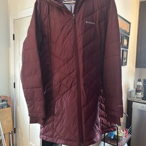 Columbia Women's Maroon Ski Jacket